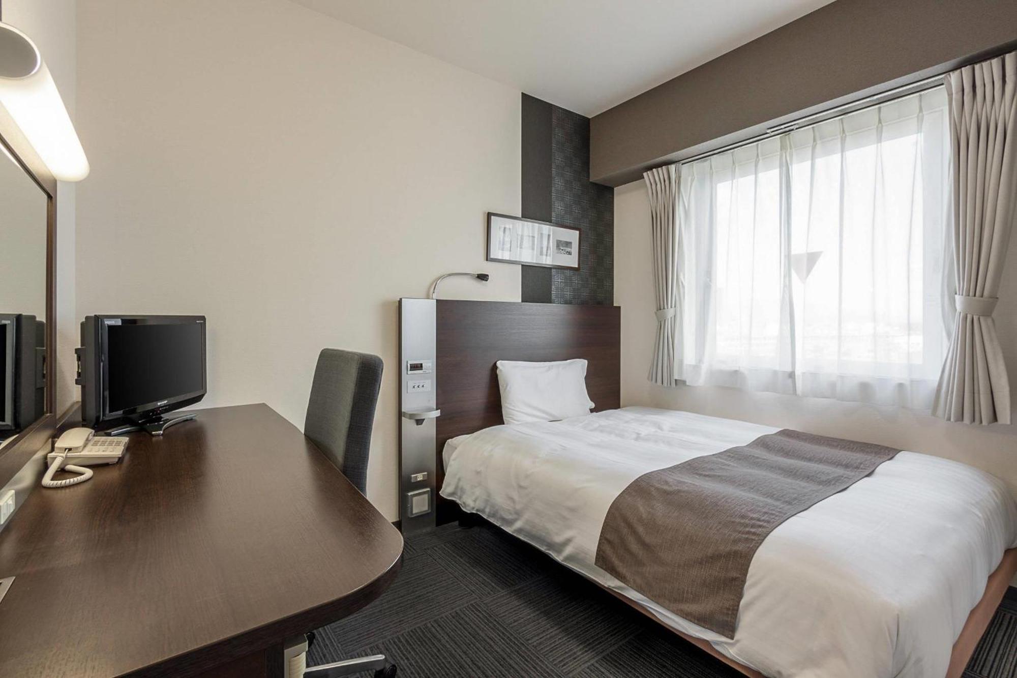 Comfort Hotel Koriyama Экстерьер фото